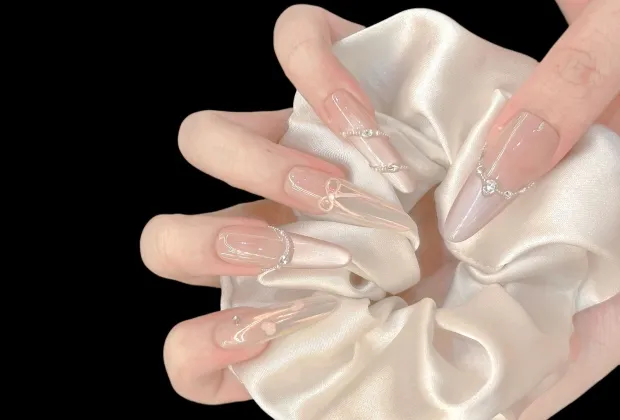 Các Dịch Vụ Làm Nail Tại Lisa Nail – Nên Chọn Dịch Vụ Nào Phù Hợp Với Bạn?