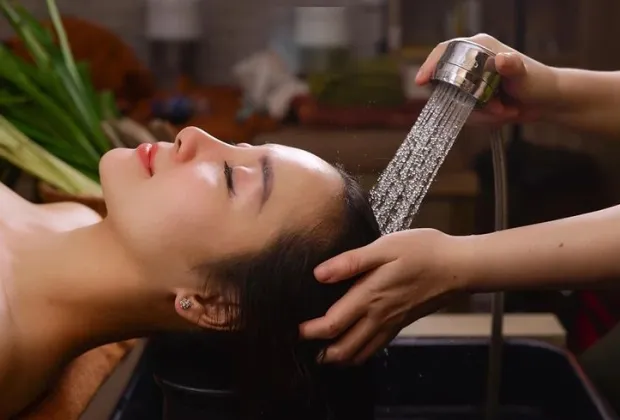 Gội Đầu Dưỡng Sinh Bồ Kết Thảo Mộc – Bí Quyết Nuôi Dưỡng Mái Tóc Suôn Mượt, Đen Dày Tự Nhiên