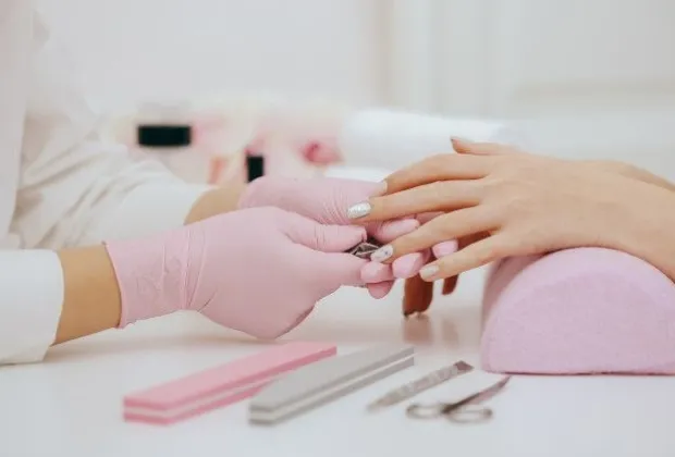 Bí Quyết Giữ Bộ Nail Bền Đẹp Sau Khi Làm Tại Spa