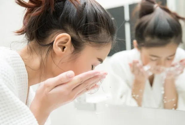 Chăm sóc da mặt giúp da mịn giúp sáng da